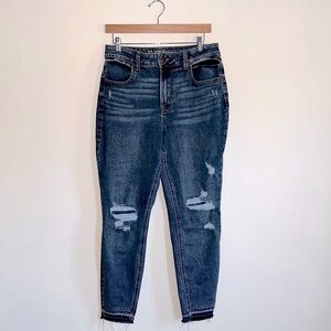 Maurcies Distressed High Rise Curvy Jeans